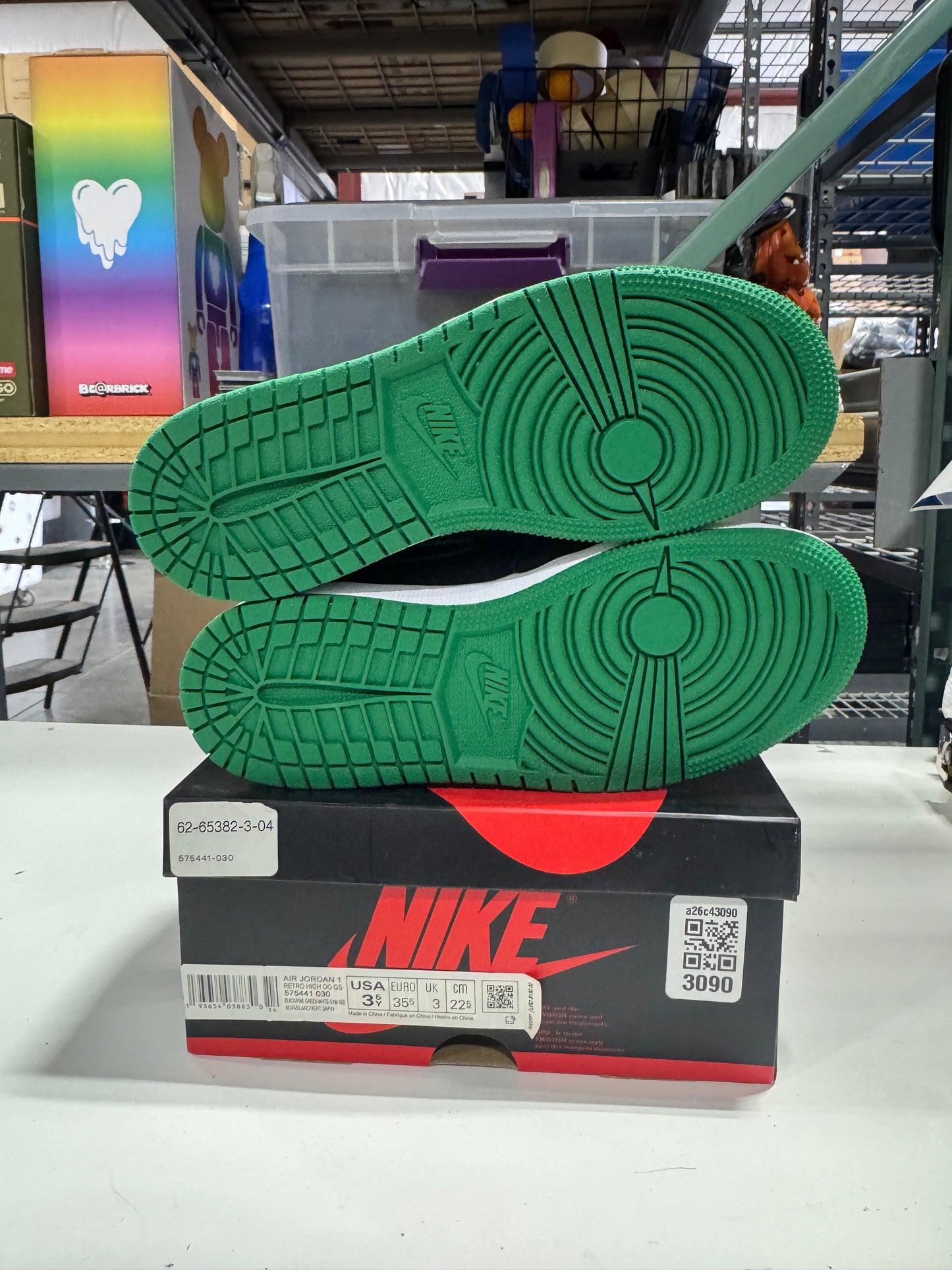 *Conditional* Jordan 1 Retro High Pine Green Black (GS)
