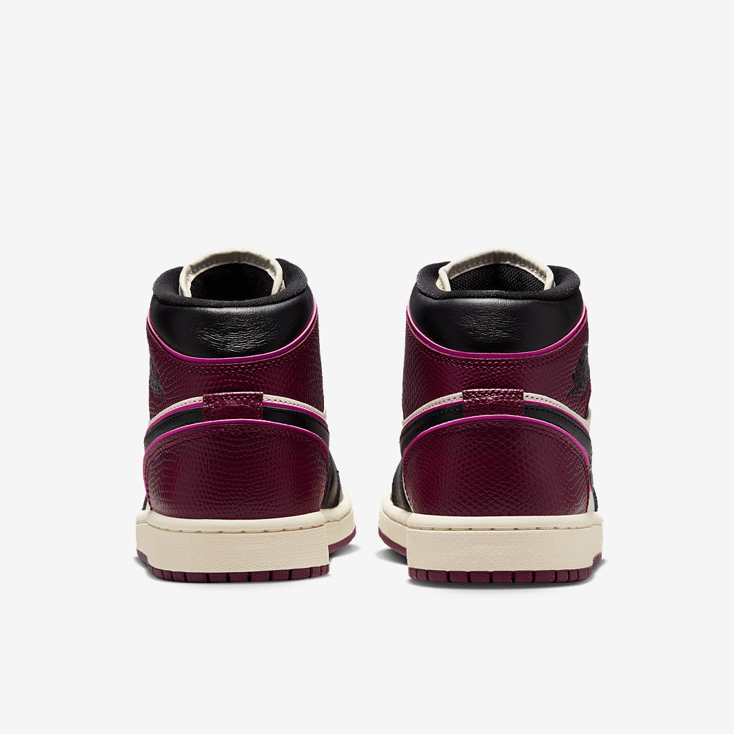 Womens Air Jordan 1 Mid SE
