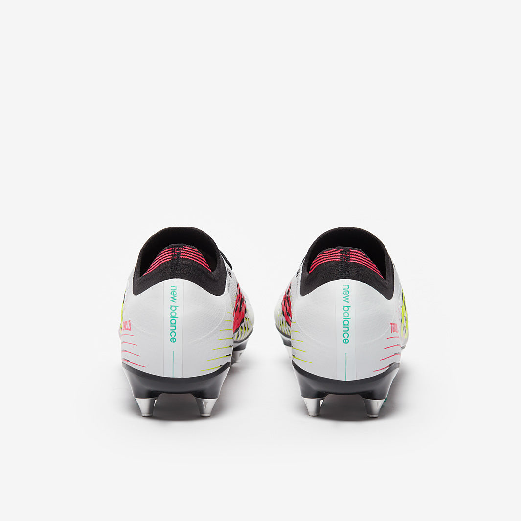 New Balance Tekela V4+ Pro SG Low