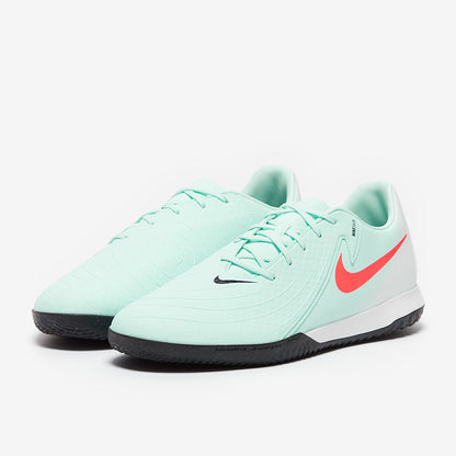 Nike Phantom GX II Academy IC