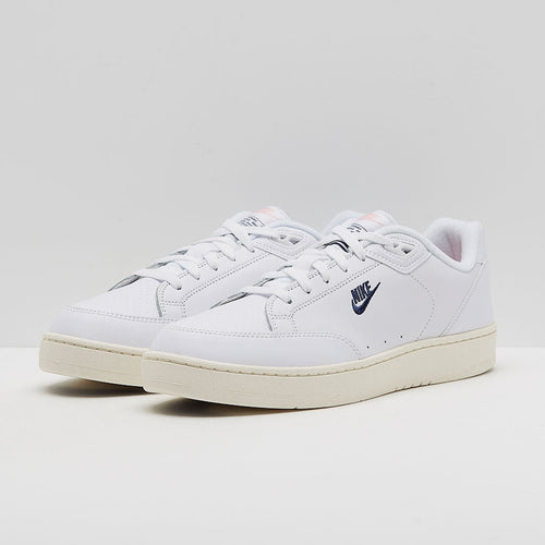 Nike Grandstand II