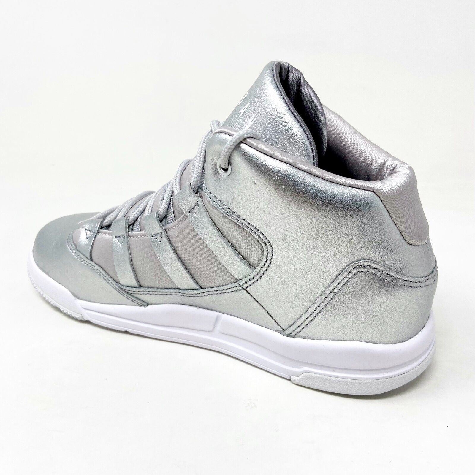 Jordan Max Aura SE Metallic Silver Grade School Kids Shoes Sneakers AV5176 040