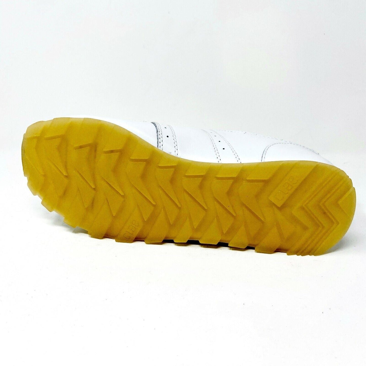 Clae Mills White Tumbled Leather Mens Casual Premium Shoes Sneakers