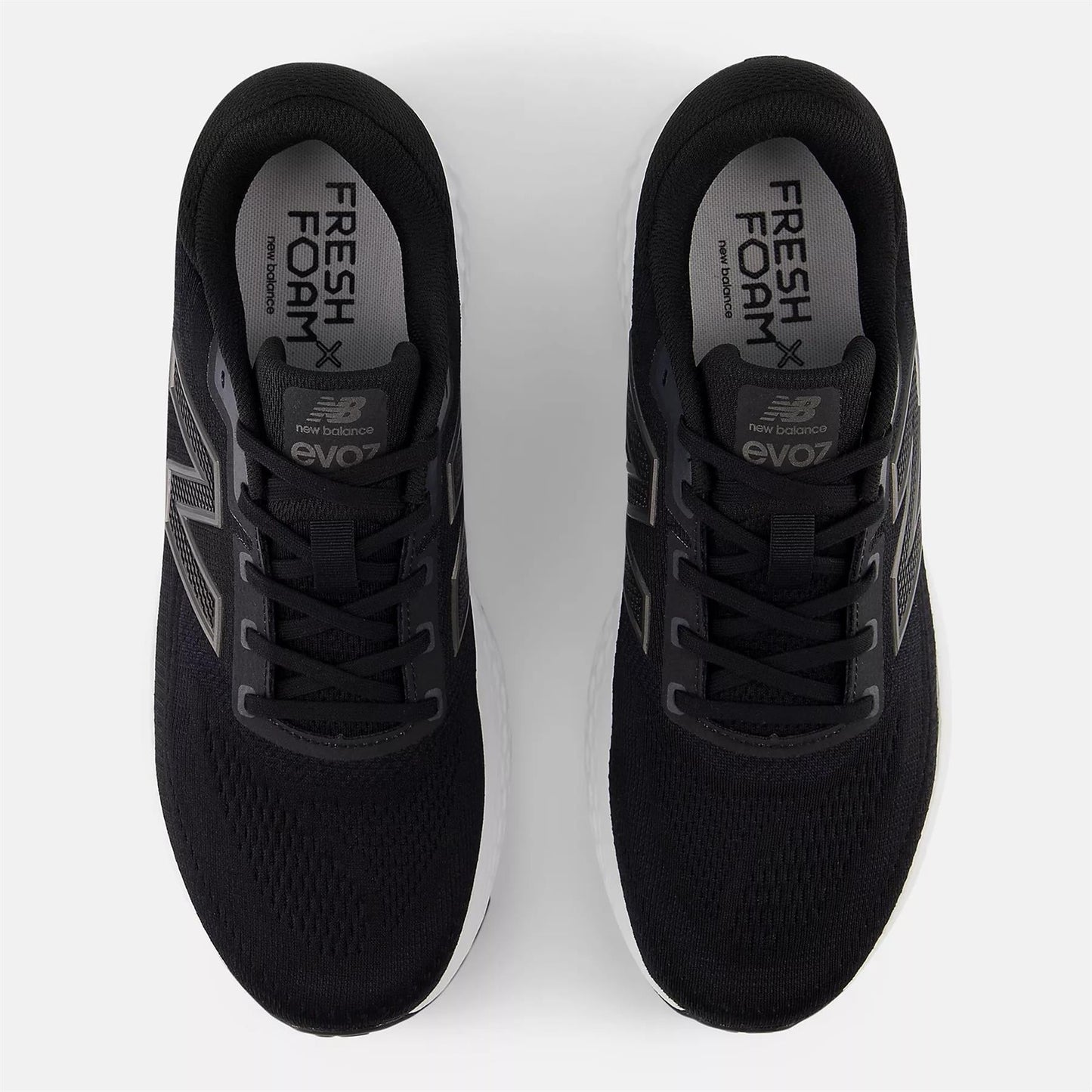 Women's Wide Fit New Balance MEVOZLK4 Running Trainers - Fresh Foam