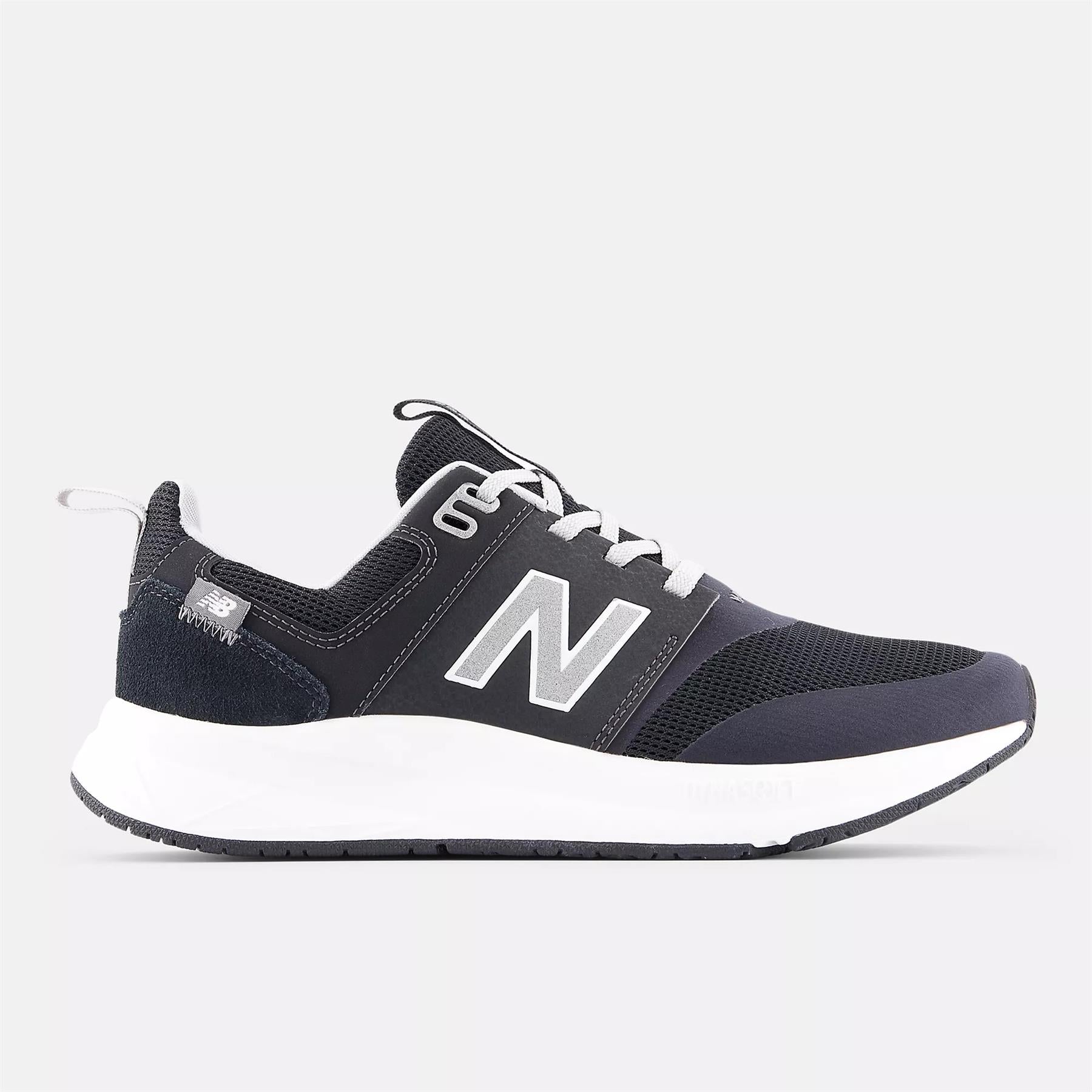 Women's Wide Fit New Balance Dynasoft UA900DB2 Running Trainers