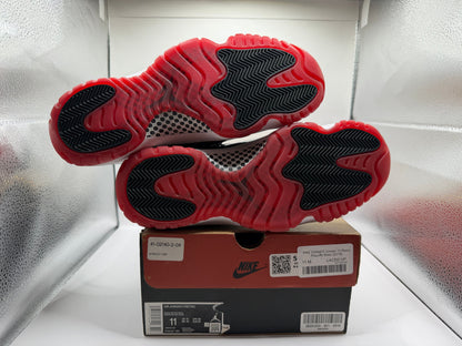 PRE OWNED Jordan 11 Retro Playoffs Bred (2019)