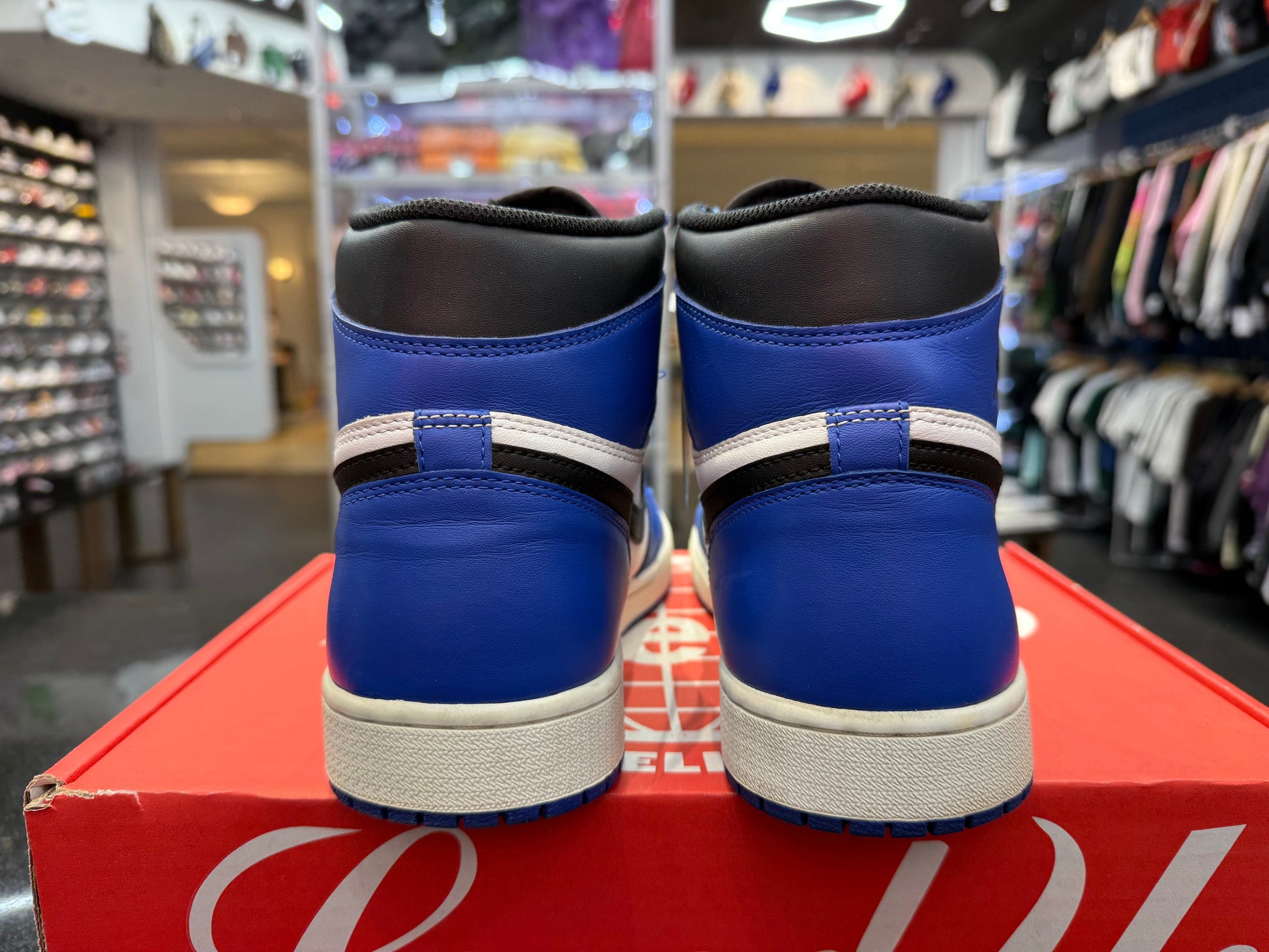 PRE OWNED Air Jordan Retro 1 "Game Royal"