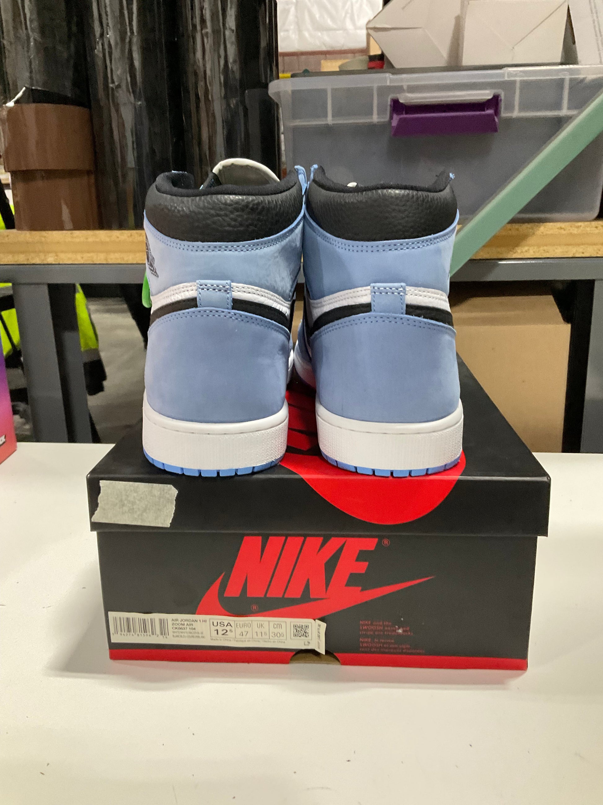 DS Jordan 1 University Blue *Conditional* Wrong Box