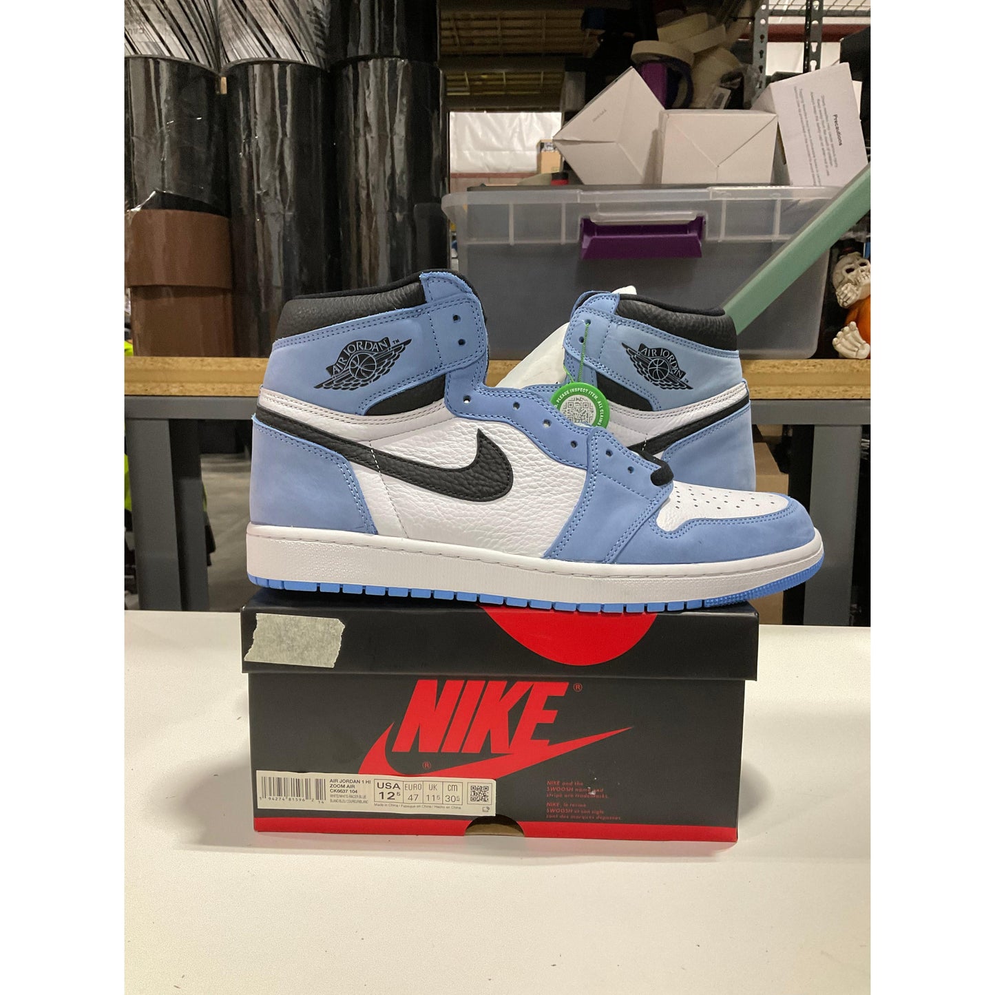 DS Jordan 1 University Blue *Conditional* Wrong Box
