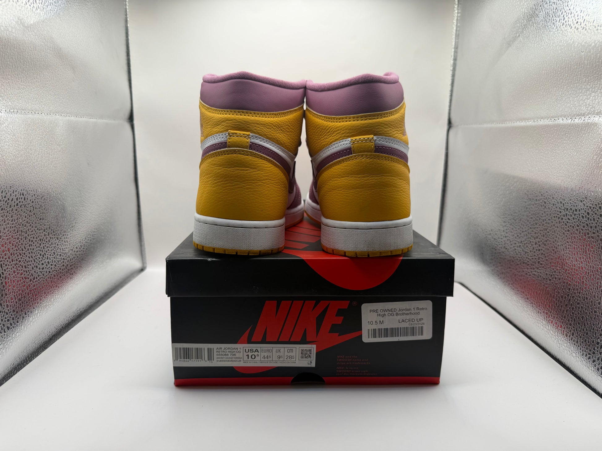 PRE OWNED Jordan 1 Retro High OG Brotherhood