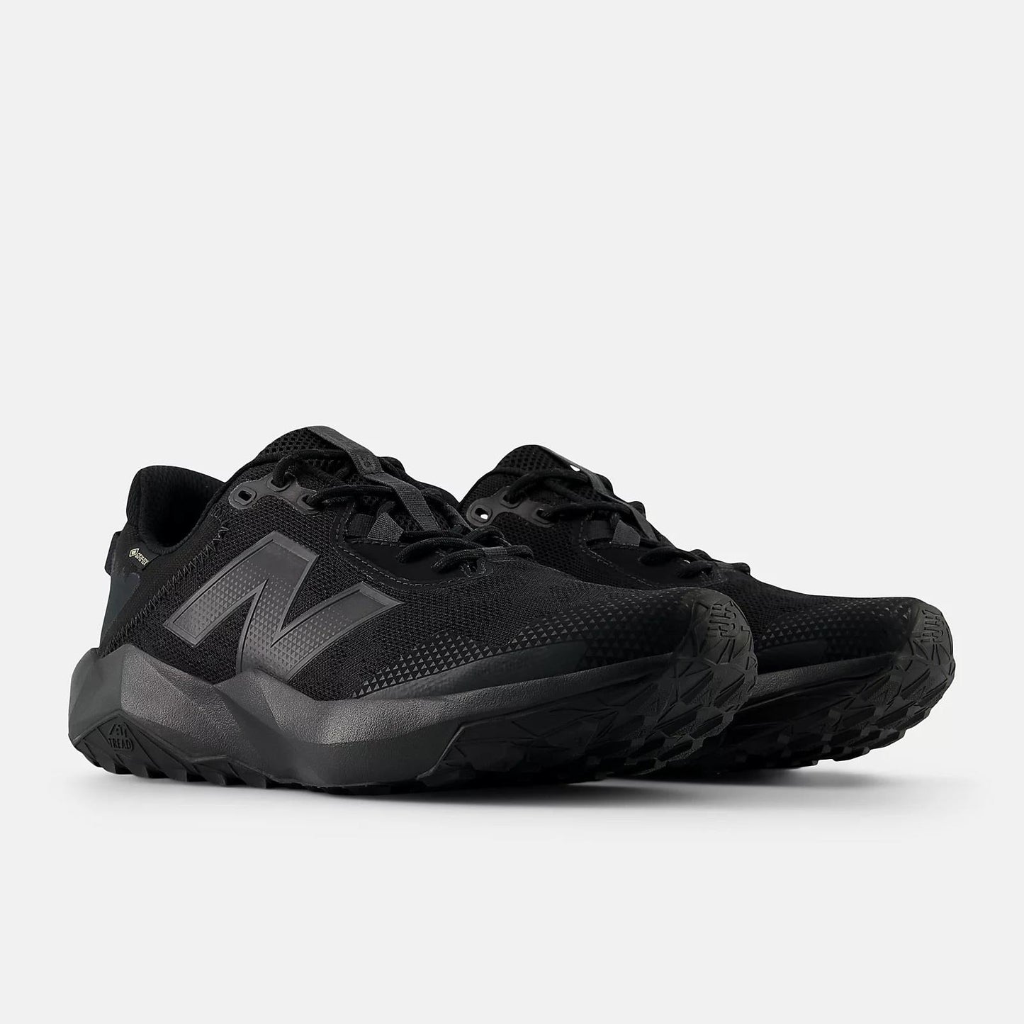 Women's Wide Fit New Balance Dynasoft MTNTRGB6 Waterproof Gore Tex Walking/Running Trainers